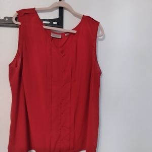 Red silk shell from avenue pleated front